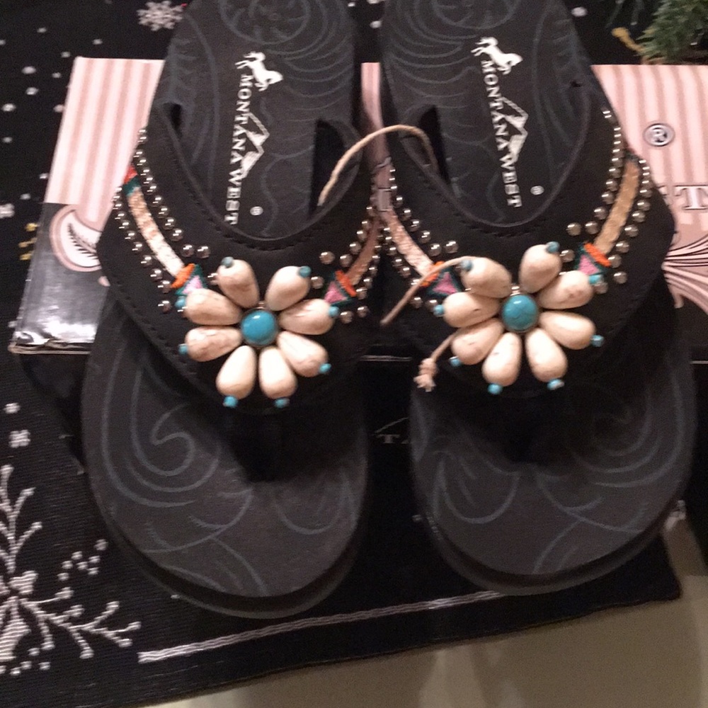 Montana West Flip Flops